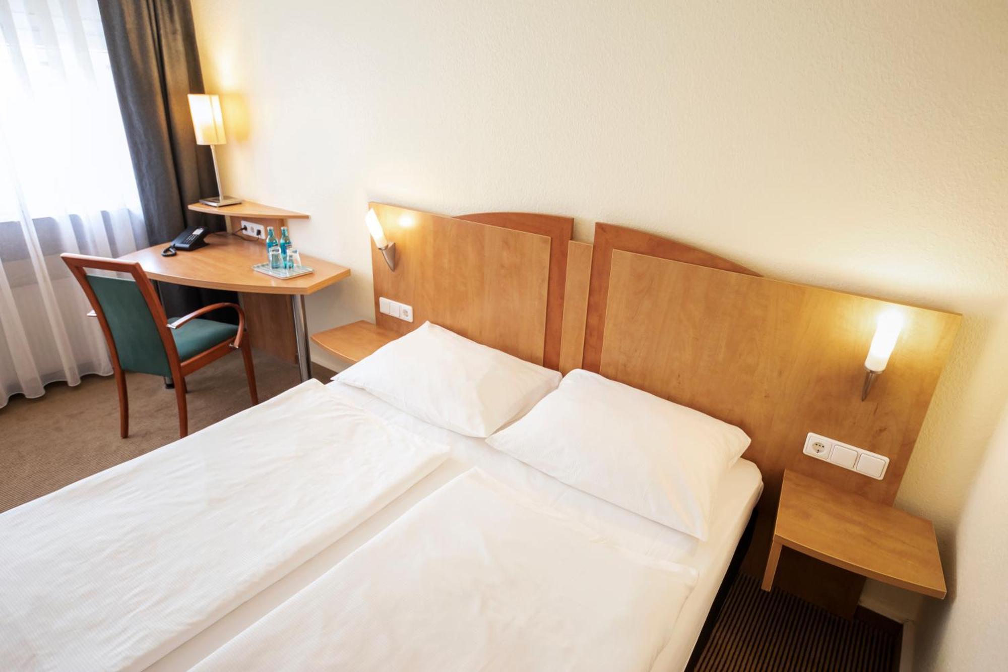 Achat Hotel Braunschweig Exterior foto